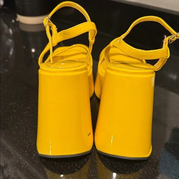 Jeffrey Campbell Yellow Patent Platform Wedge Sandals - Picture 4 of 6